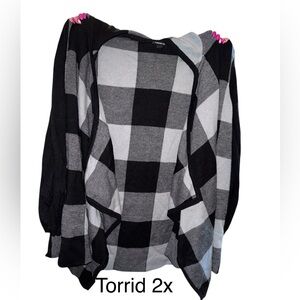 Torrid Black and White Checkered Open Front Cardigan EUC